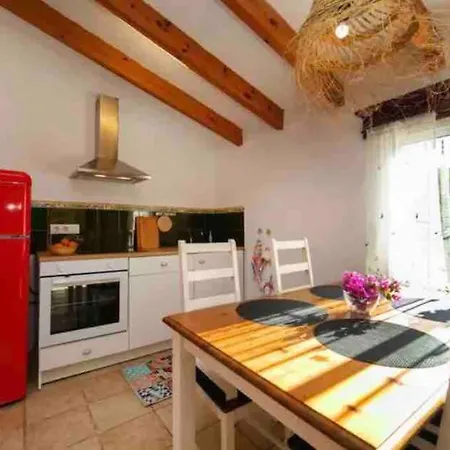 Private ' Estufa' With A Beautiful View Holiday home