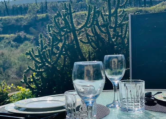 Private House ' Estufa' With A Beautiful View